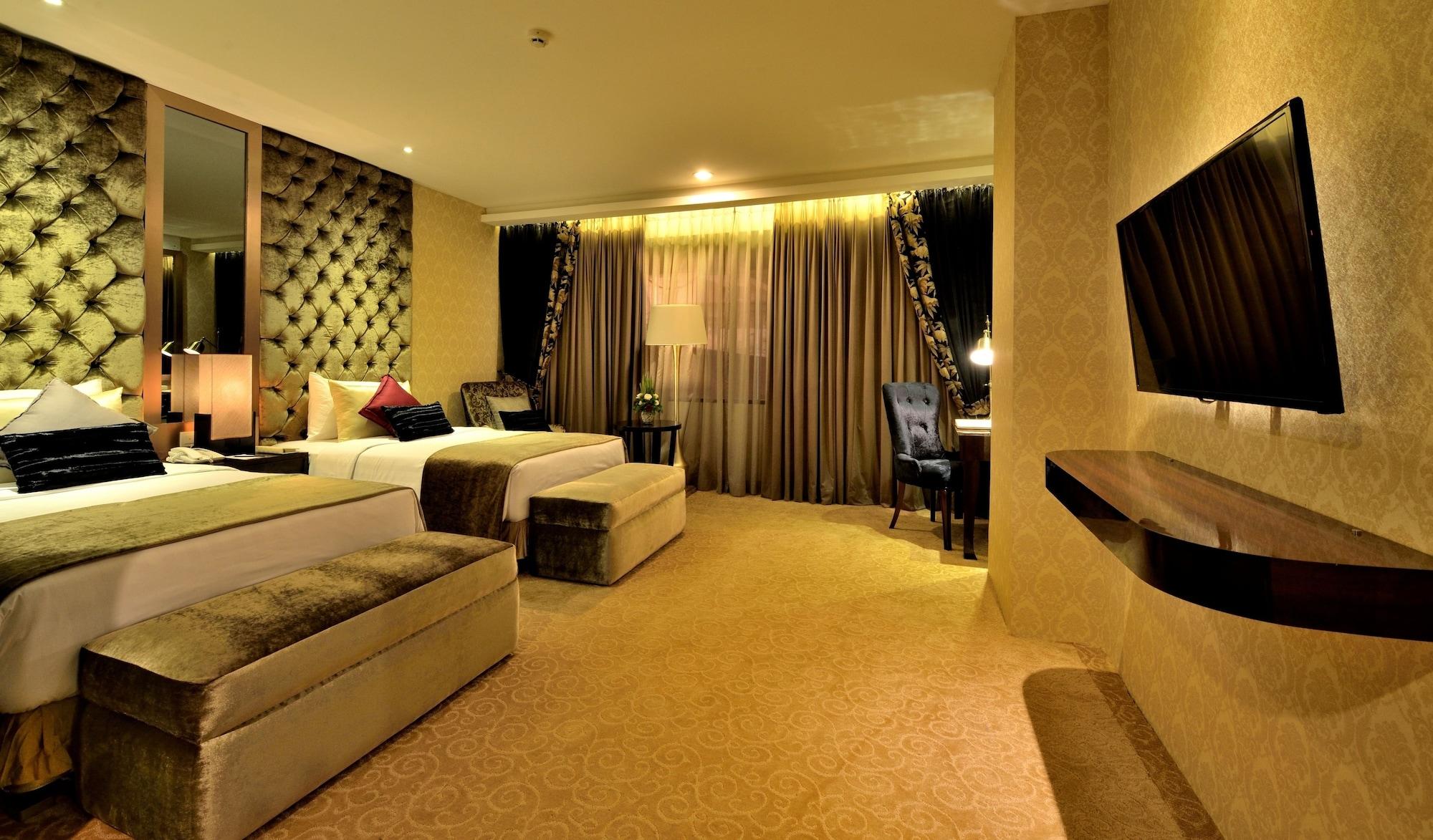 Amaroossa Grande Hotel Bekasi Buitenkant foto
