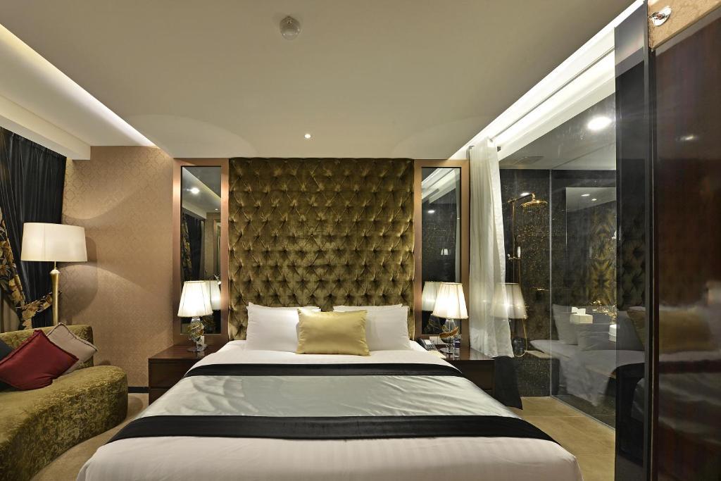 Amaroossa Grande Hotel Bekasi Buitenkant foto
