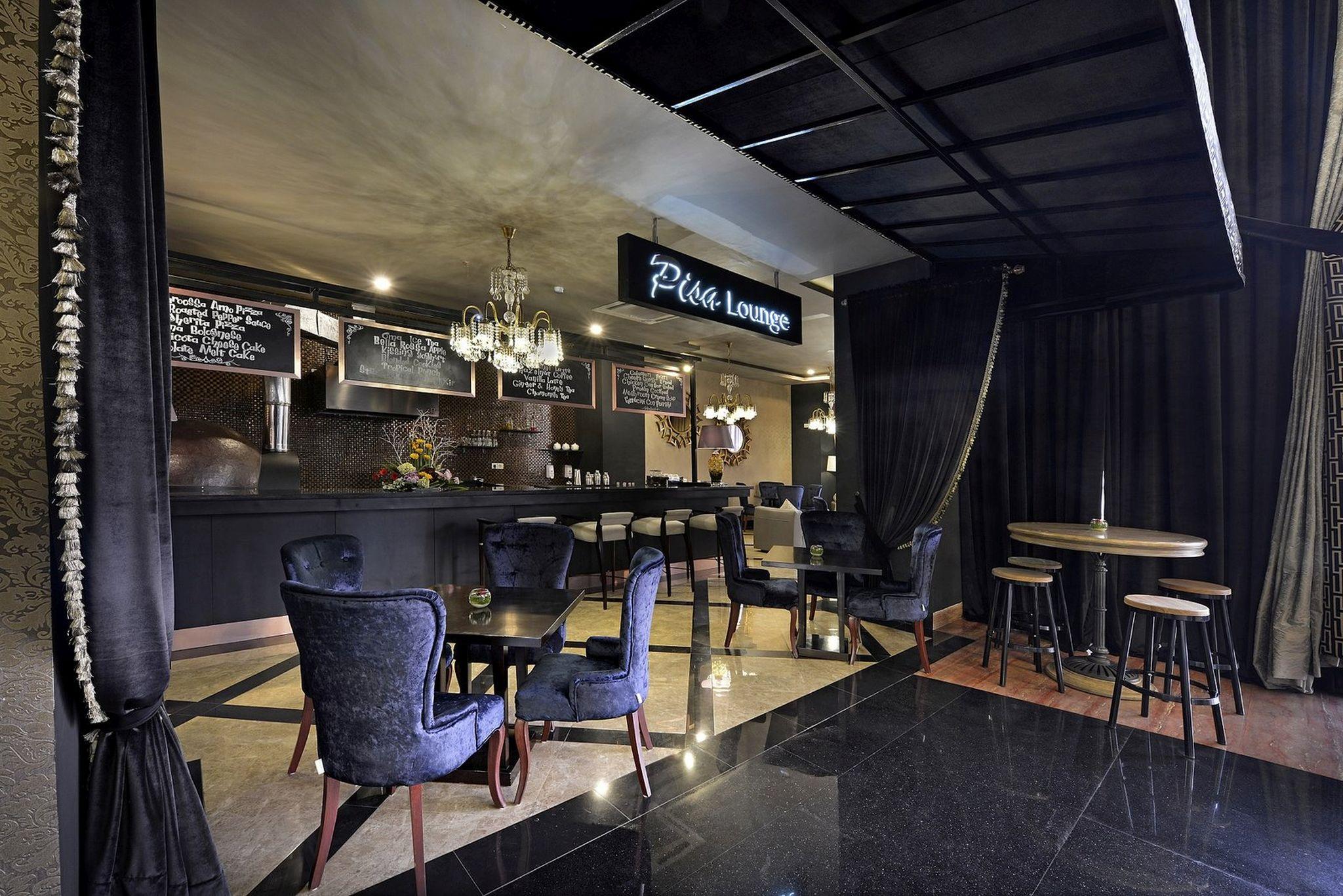 Amaroossa Grande Hotel Bekasi Buitenkant foto